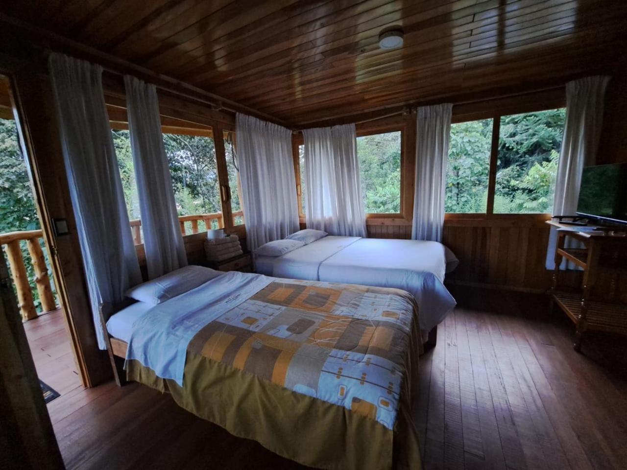 Villa Refugio De Orquideas à Oxapampa Extérieur photo