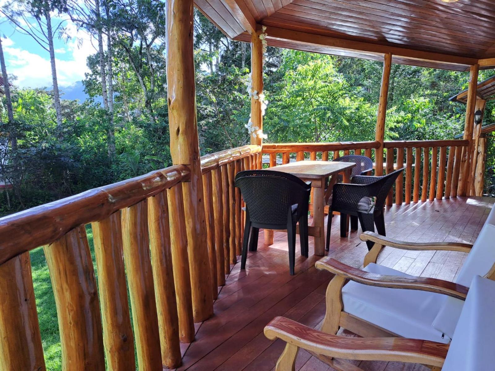 Villa Refugio De Orquideas à Oxapampa Extérieur photo