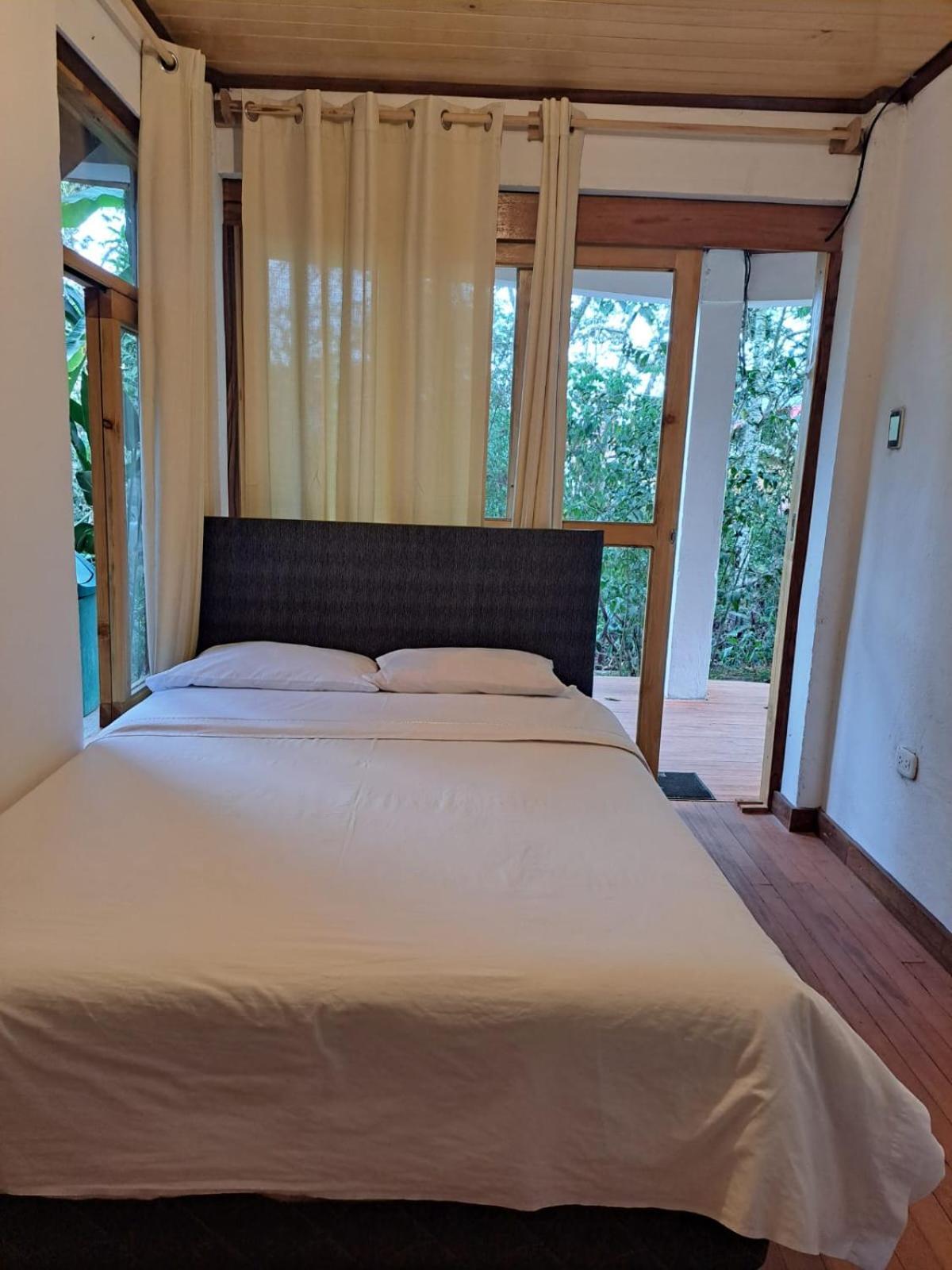 Villa Refugio De Orquideas à Oxapampa Extérieur photo