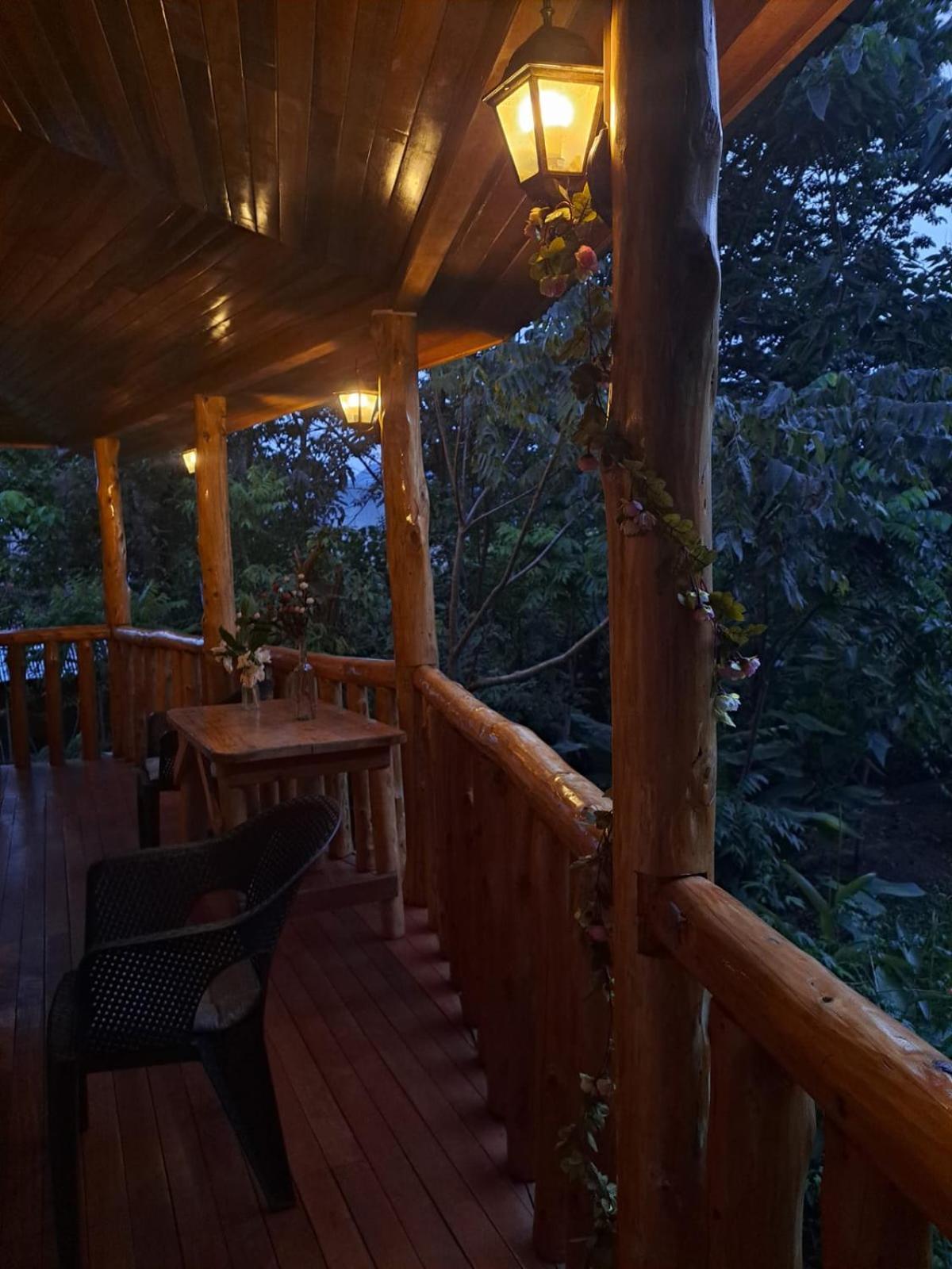 Villa Refugio De Orquideas à Oxapampa Extérieur photo