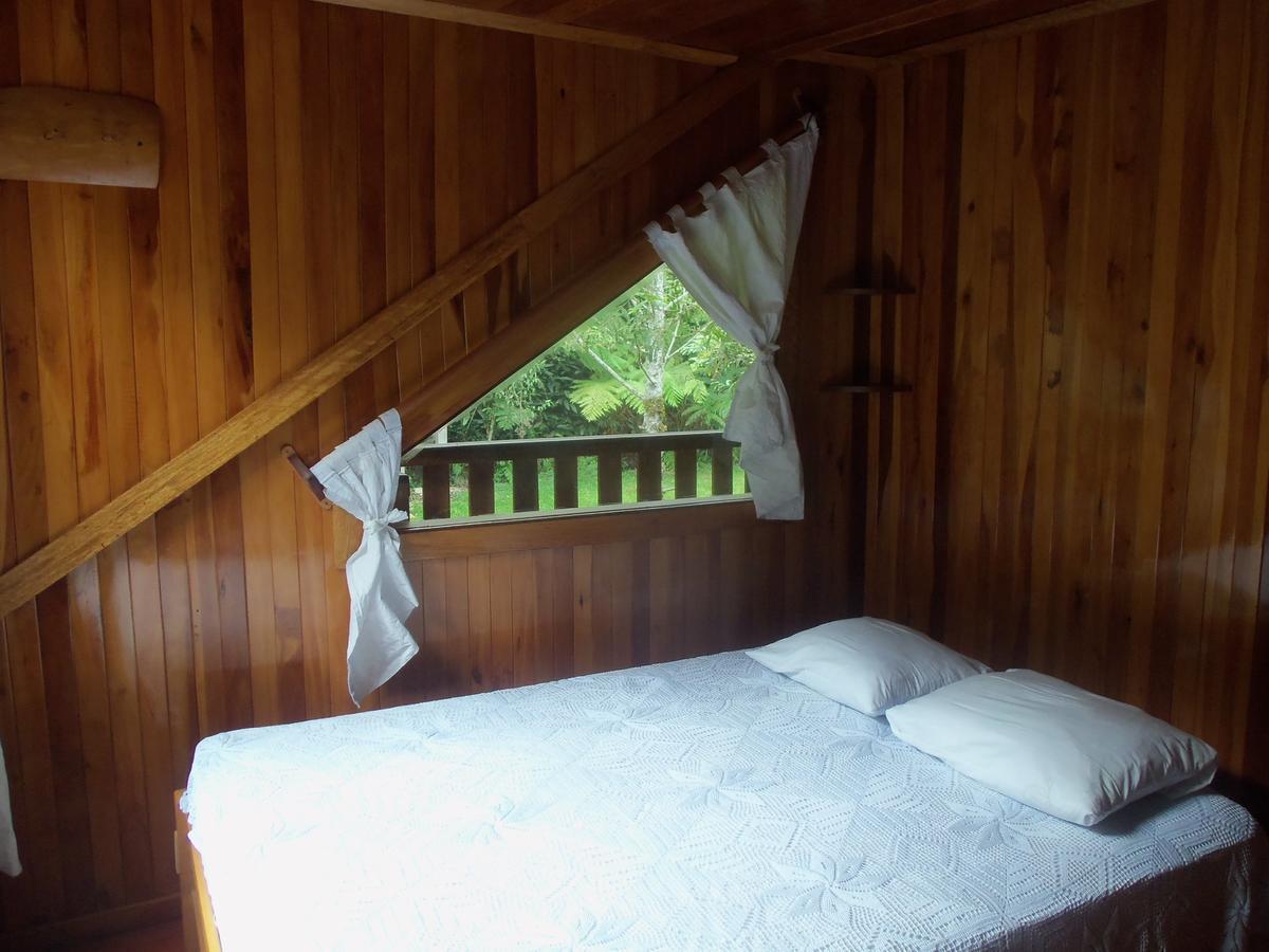Villa Refugio De Orquideas à Oxapampa Extérieur photo